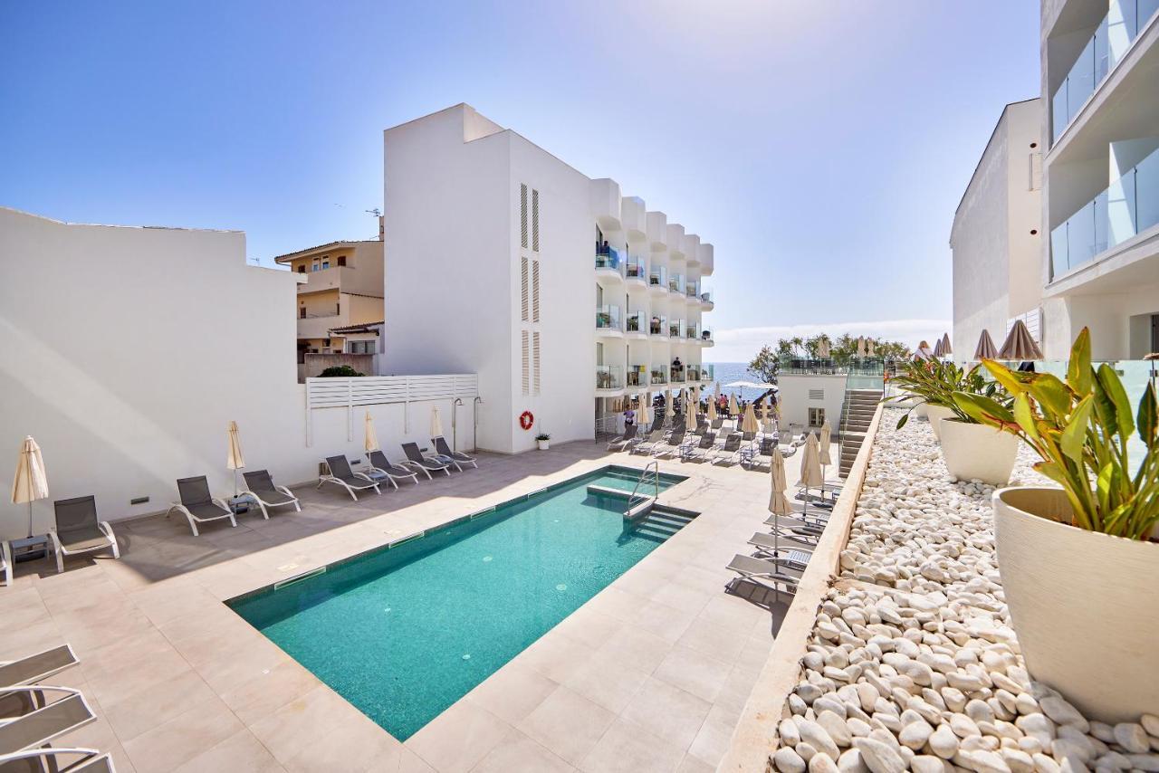 Ilusion Moreyo - Adults Only 4*