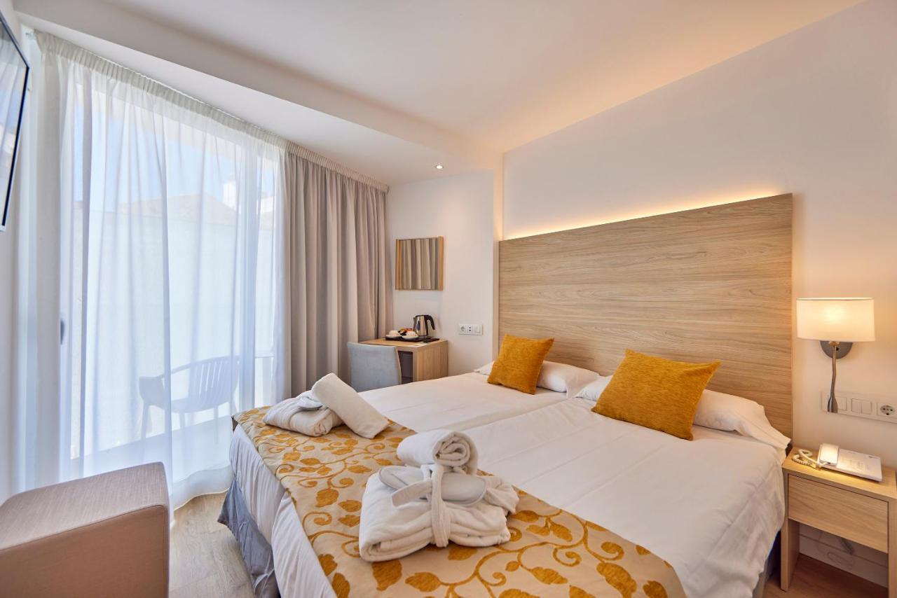 Ilusion Moreyo - Adults Only 4*